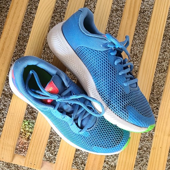 Under Armour UA Charged Pursuit | Girls Boys Unisex Blue Tennis Shoes | US 4 - Picture 5 of 6